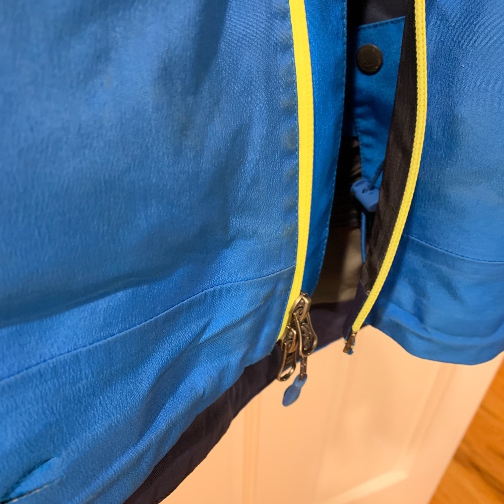 Northface Ski Jacket - image 4